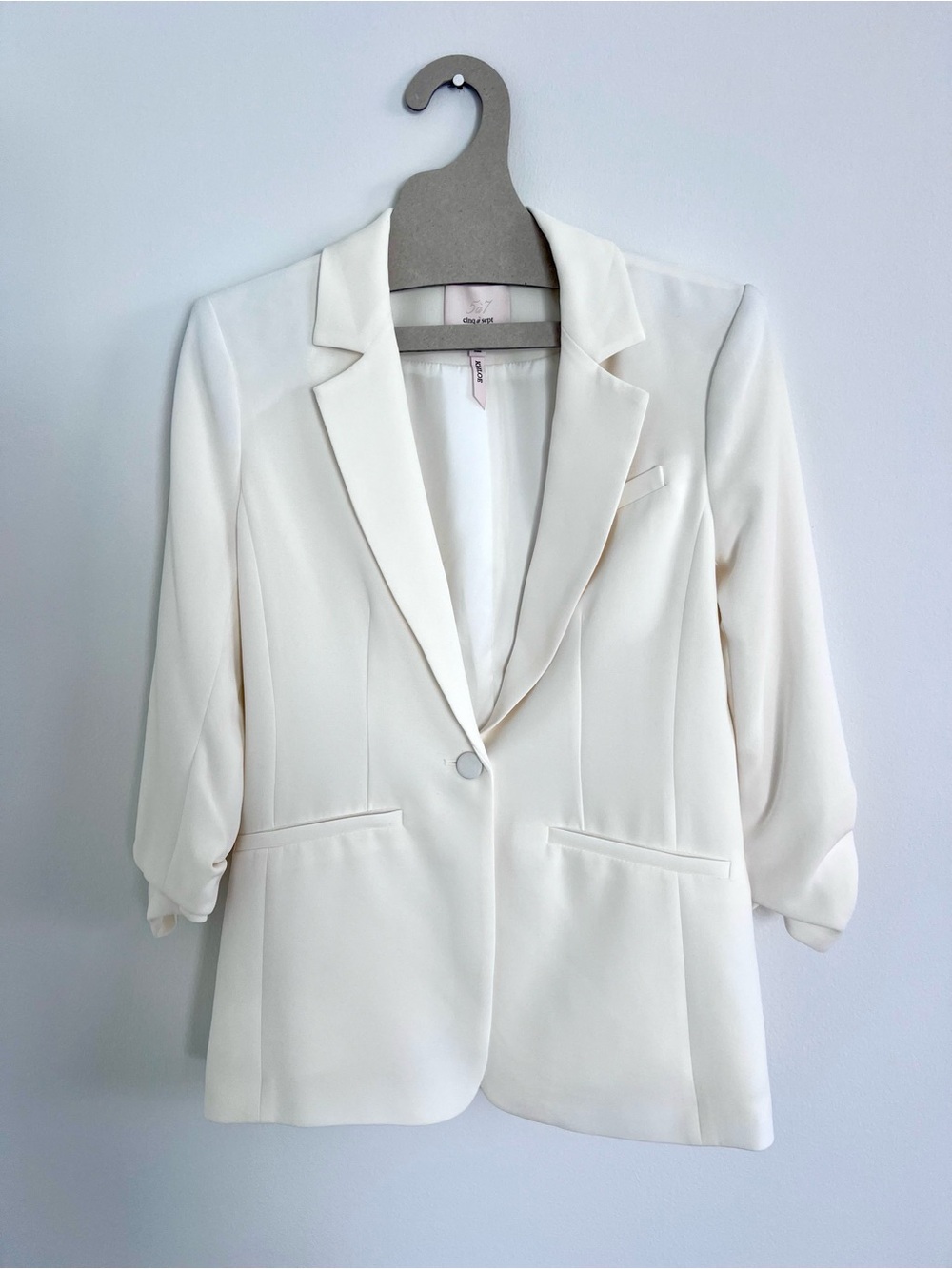 NWOT cinq a sept Crepe Khloe Blazer – Ivory – Size 0